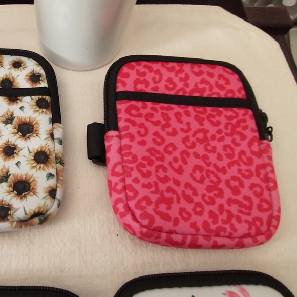 ICUTIE PRINTED POUCH